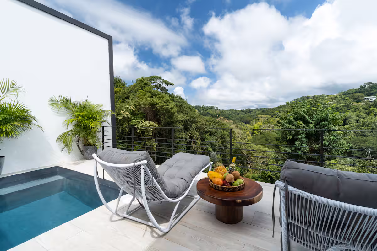 Jungle Villa 02 — 2-Bedroom Jungle View image 3